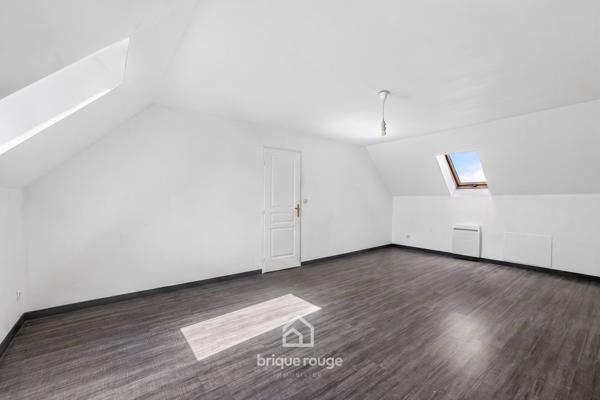 Semi plain pied individuel 5 chambres !!