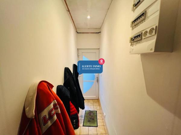 Maison 1930 de 114 m2 comprenant 4 chambres, un extérieur de 35 m2 et une petite dépendance de 4 m2