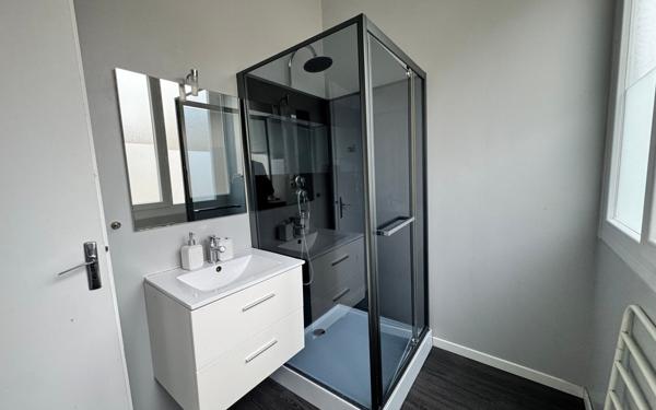 Appartement à vendre    2 pièces • 43,65 m2 Pau