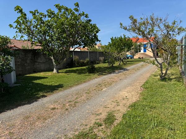 LES SABLES D'OLONNE ? MAISON 3 CHAMBRES ? GRAND TERRAIN