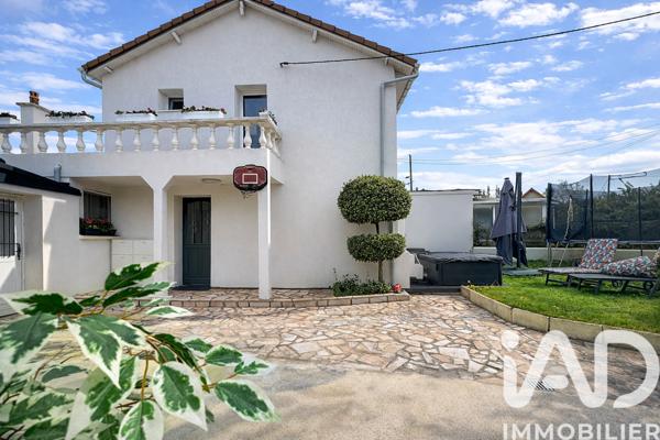 Maison à vendre 5 pièces 97 m² Paray-Vieille-Poste
