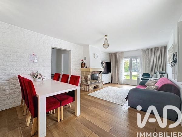 Maison à vendre 5 pièces 97 m² Paray-Vieille-Poste