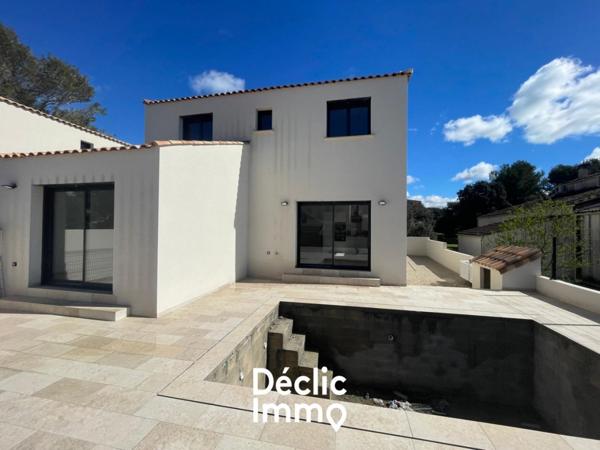 Vente maison Vergeze, 125m² 5 pièces 429 000€ avec piscine