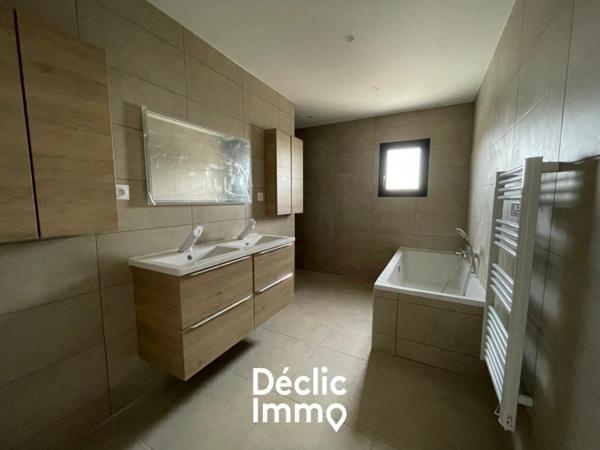 Vente maison Vergeze, 125m² 5 pièces 429 000€ avec piscine