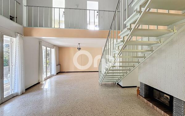 Maison à louer    5 pièces •  Trélissac