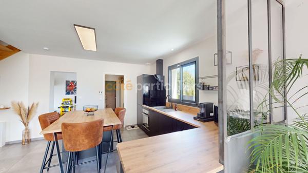 Vente
                Maison125 m² - 6 Pièces -
                    LE MOLAY LITTRY (14330)