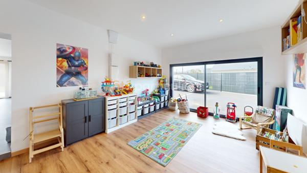 Vente
                Maison125 m² - 6 Pièces -
                    LE MOLAY LITTRY (14330)