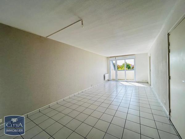 Appartement à louer 3 pièces 80.8m²