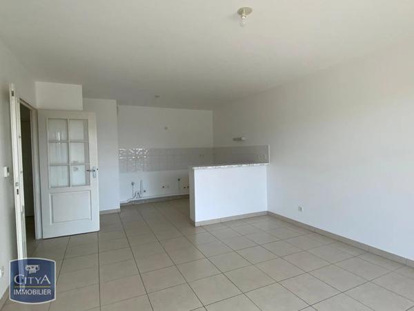 Appartement à louer 3 pièces 64.5m² Caen (14000)