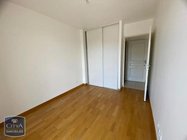 Appartement à louer 3 pièces 64.5m² Caen (14000)