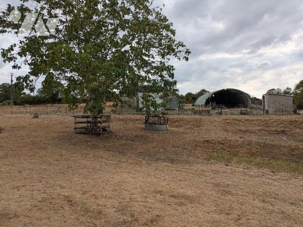 LA MEILLERAIE-TILLAY - Au calme d'un hameau, à distances égales des communes de La Meilleraie, ...