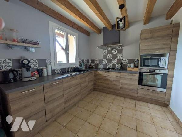 LA MEILLERAIE-TILLAY - Au calme d'un hameau, à distances égales des communes de La Meilleraie, ...