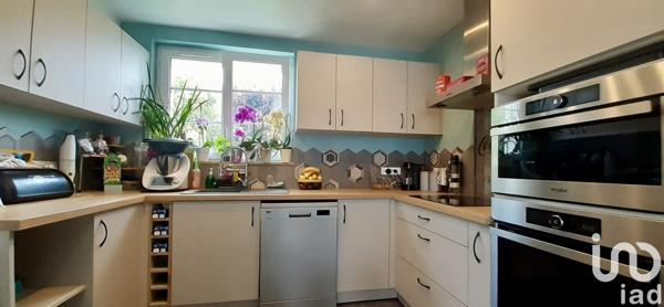 Maison 4 pièces de 75 m² à Saint-Pierre-en-Auge (14170)