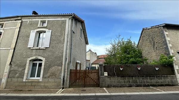 Maison à vendre |  Saint-Pardoux-la-Rivière |  4 pièces | 93 m²