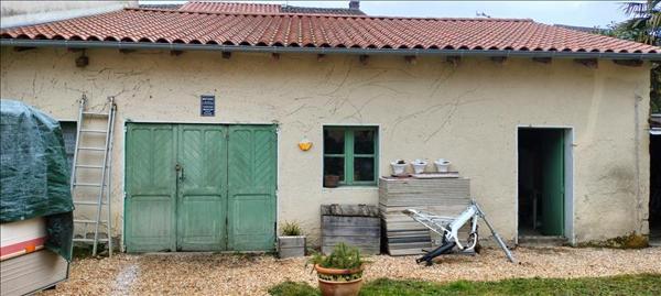 Maison à vendre |  Saint-Pardoux-la-Rivière |  4 pièces | 93 m²