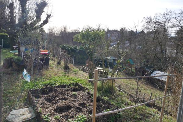 FEYZIN Maison mitoyenne avec sous-sol complet