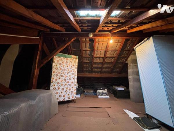 Maison 4 pièces (environ 81 m² habitables) située à proximité du centre