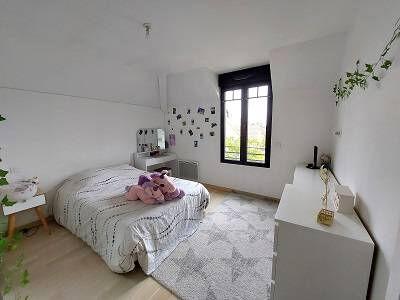 Appartement Chevry Cossigny 5 pièce(s) 119 m2