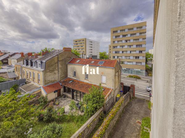 LOT DE 2 APPARTEMENTS TYPE 2 rénovés - Nantes Sud - Bd Joliot curie