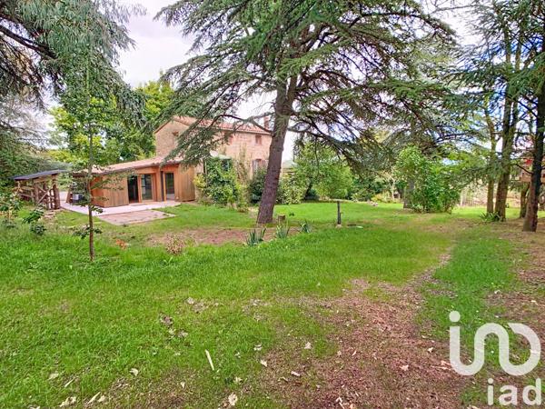 Maison à vendre 6 pièces 120 m² Saint-Romain-d'Ay