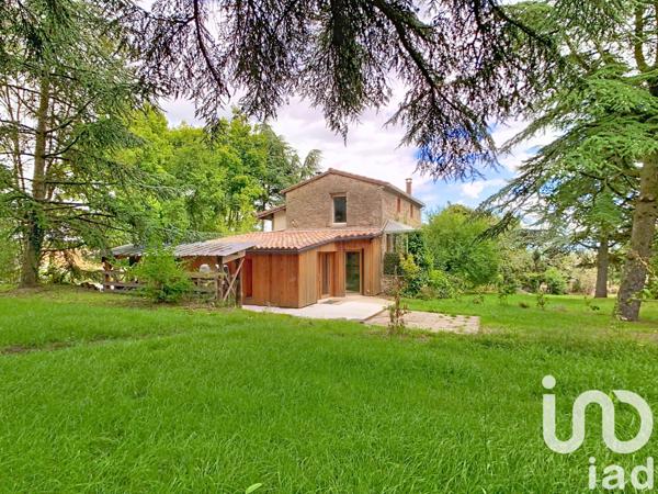 Maison à vendre 6 pièces 120 m² Saint-Romain-d'Ay