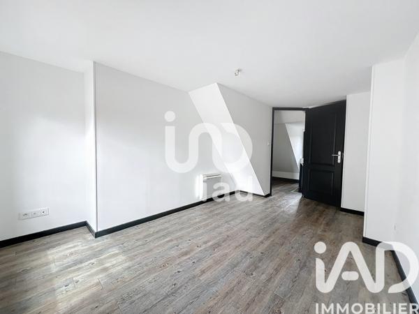 Immeuble à vendre 83 m² L'Aigle