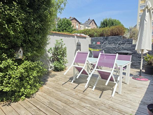 Quartier Montmorency Maison de ville avec terrasse, charme de l’ancien