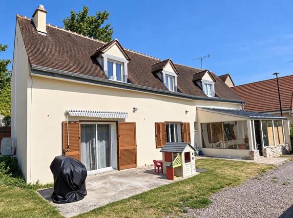 À NE PAS MANQUER - MAISON FAMILIALE DE 106 M² AVEC 3 CHAMBRES ET JARDIN