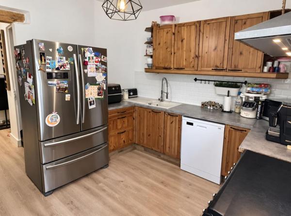 À NE PAS MANQUER - MAISON FAMILIALE DE 106 M² AVEC 3 CHAMBRES ET JARDIN
