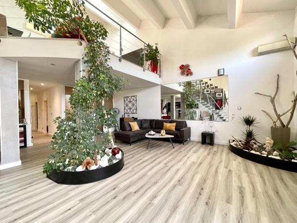 LOFT D’EXCEPTION UNIQUE À AIGUES-MORTES