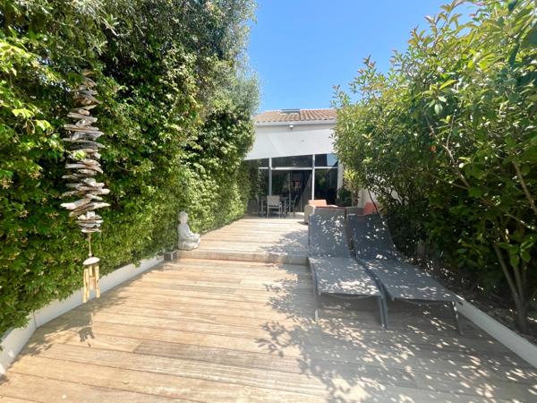 LOFT D’EXCEPTION UNIQUE À AIGUES-MORTES