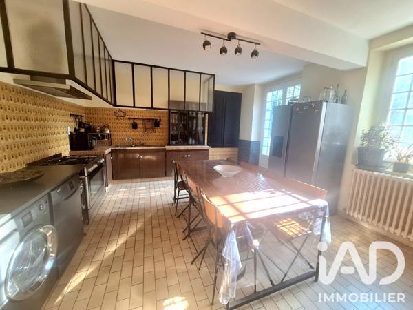 Maison à vendre 6 pièces 206 m² Vic-en-Bigorre