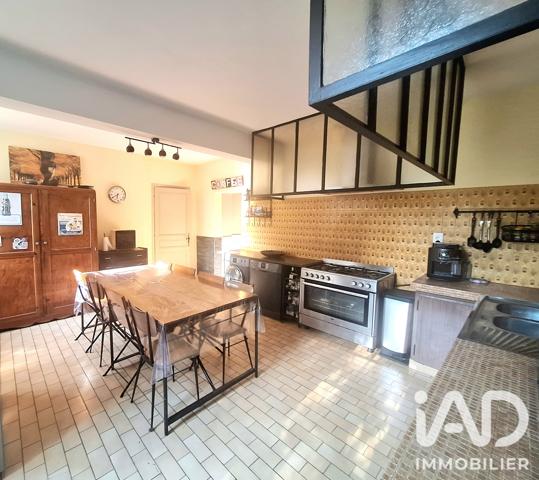 Maison à vendre 6 pièces 206 m² Vic-en-Bigorre
