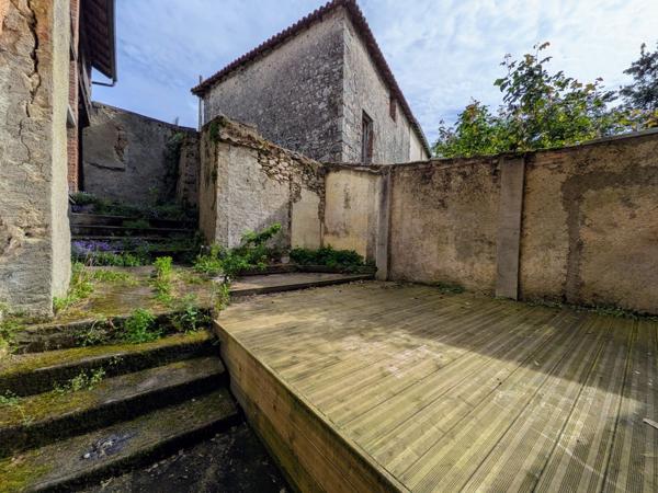 Maison à vendre 128m² - MAULEON (79)