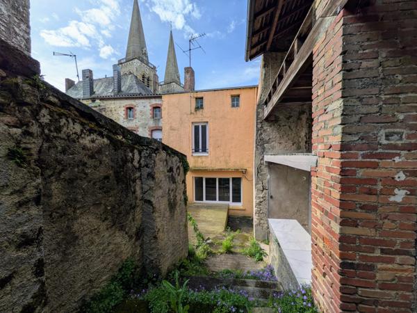 Maison à vendre 128m² - MAULEON (79)