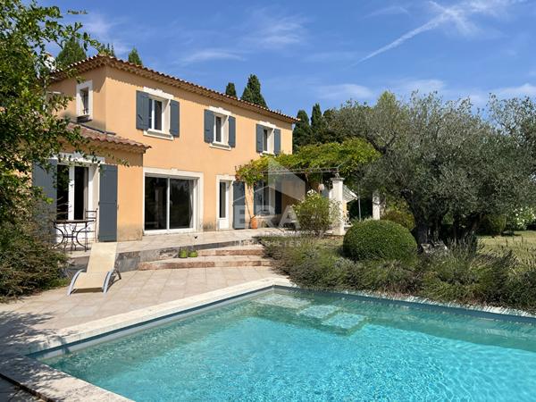A 5 minutes de St remy de Provence -MAILLANE