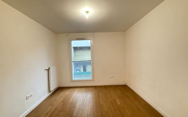 Appartement à vendre    2 pièces • 40 m2 Clichy
