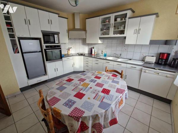 NOUVEAUTE!
Votre office notarial de la Hublais vous propose cette maison à Vendre à Cesson-Sév...