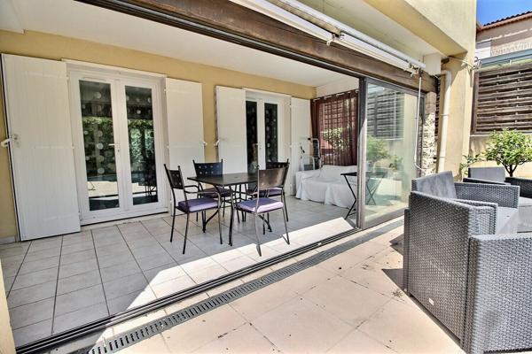 Maison Marignane de type 4 d'environ 138m² sur une parcelle de 440m² avec piscine et garage