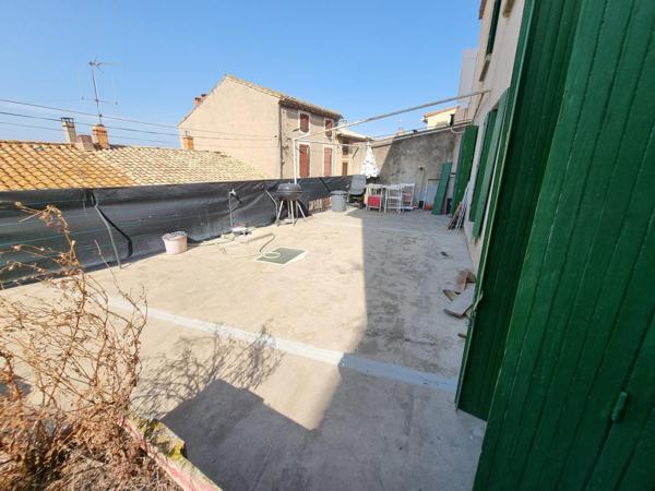 Maison familiale,3 chambres,terrasse, grand garage