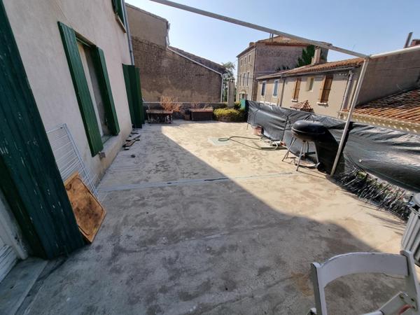 Maison familiale,3 chambres,terrasse, grand garage