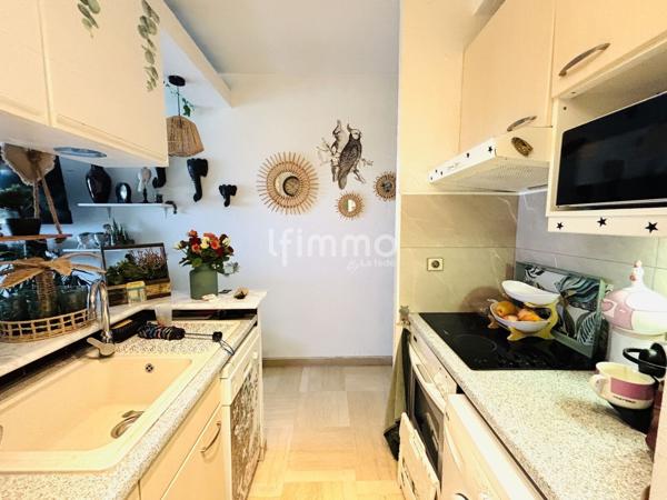 Marina, Vue mer, Studio 30 m² avec coin nuit et terrasse