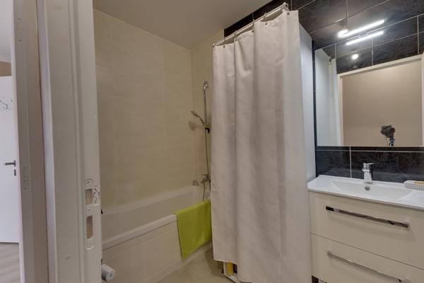 Appartement Romainville 4 pièce(s) 92 m2 avec terrasse