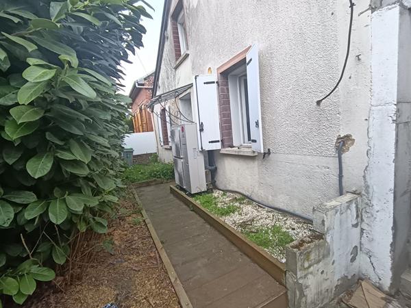 Grande Maison familliale à 50 minutes de gare du Nord (3 arrêts)