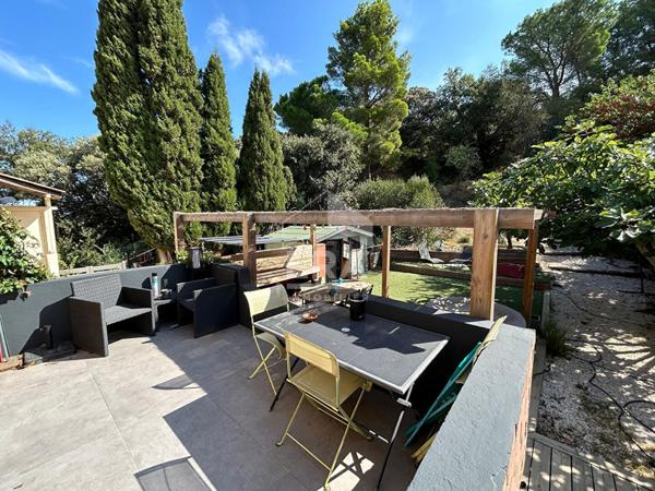 A VENDRE- MONTESQUIEU DES ALBERES - Maison en pierre rénovée de 200 m²