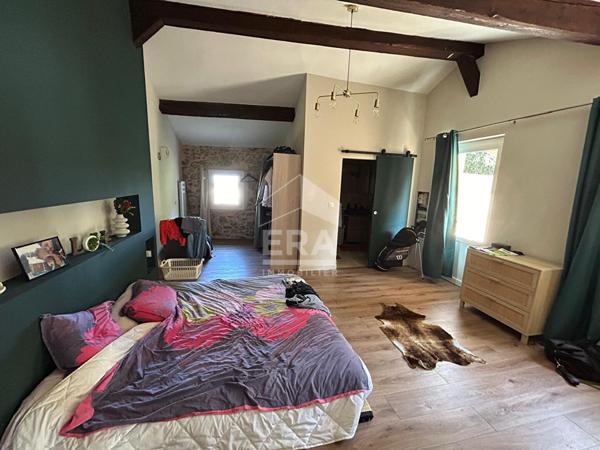 A VENDRE- MONTESQUIEU DES ALBERES - Maison en pierre rénovée de 200 m²