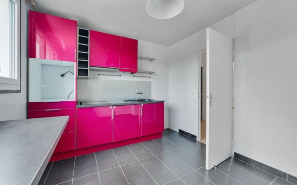 Appartement à vendre    3 pièces • 63,43 m2 Yerres