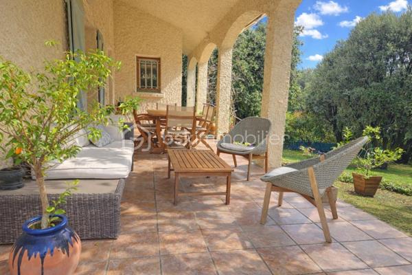 Maison de 182,26 m²