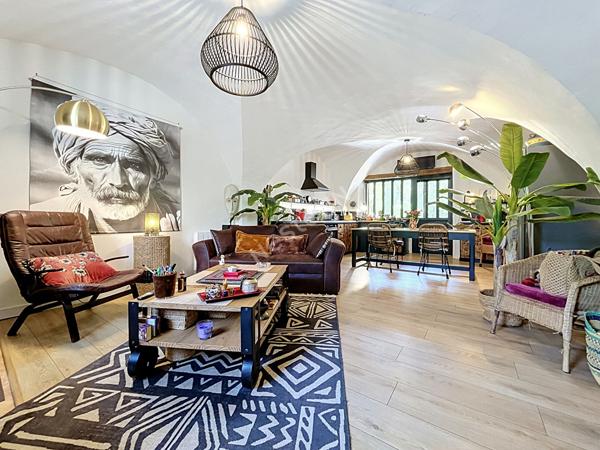 Ardèche : Maison en pierre rénovée 140 m², beaux volumes & fort potentiel