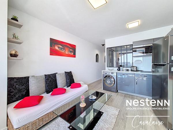 VUE MER Appartement refait à neuf de type 2 pièces aux Marines de Cogolin, avec accès plages, piscine et tennis